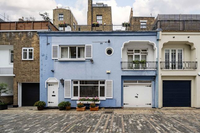 Montagu Mews West, London W1H 3 bed terraced house for sale