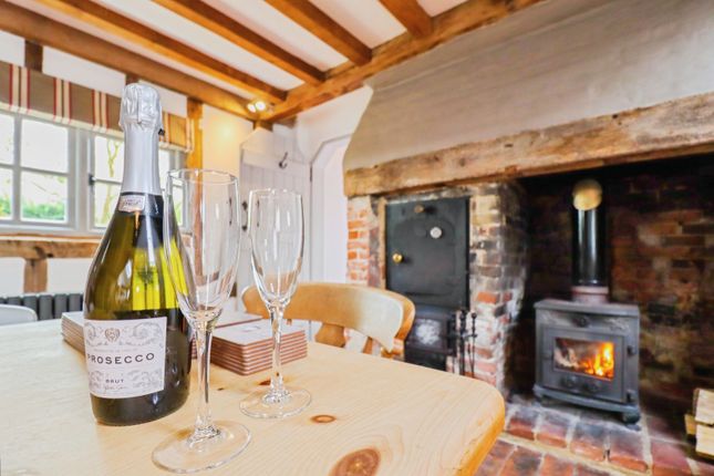 6 bedroom farm house for sale