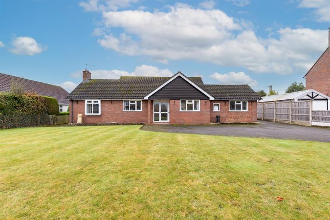 2 bedroom detached bungalow for sale