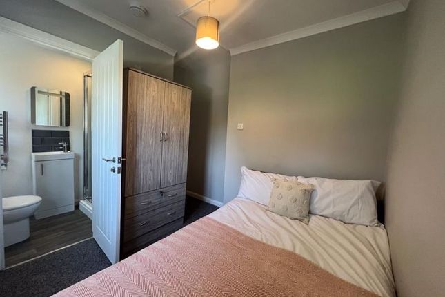 8 bedroom house of multiple occupation for sale