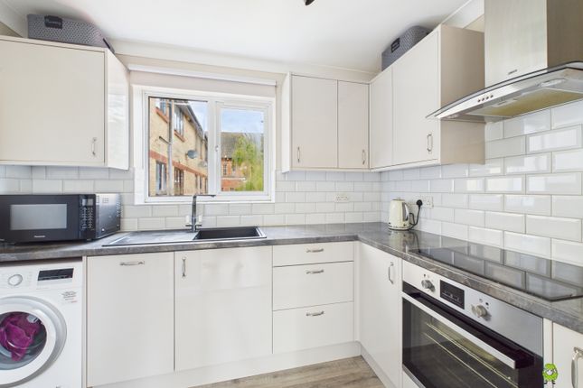 Flat 5 Cloisters Court, 174 Erith... 1 bed flat for sale