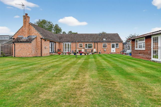 4 bedroom detached bungalow for sale