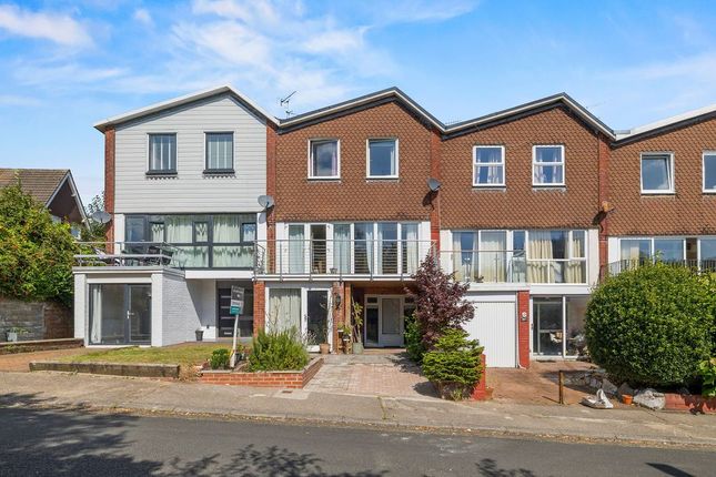 Lilliput Lane, Swansea SA3 4 bed townhouse for sale