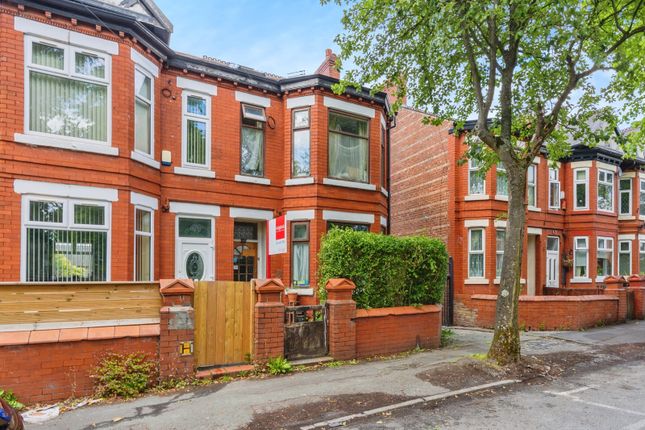4 bedroom end of terrace house for sale