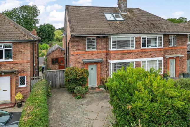 6 bedroom semi-detached house for sale