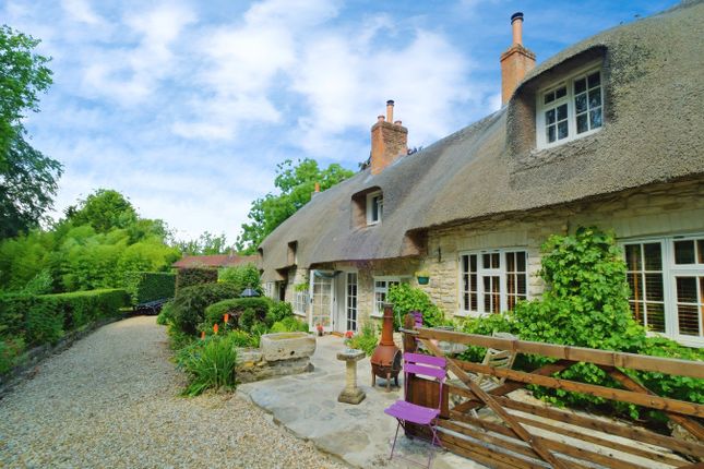 Church Street, Weymouth DT3 4 bed cottage for sale