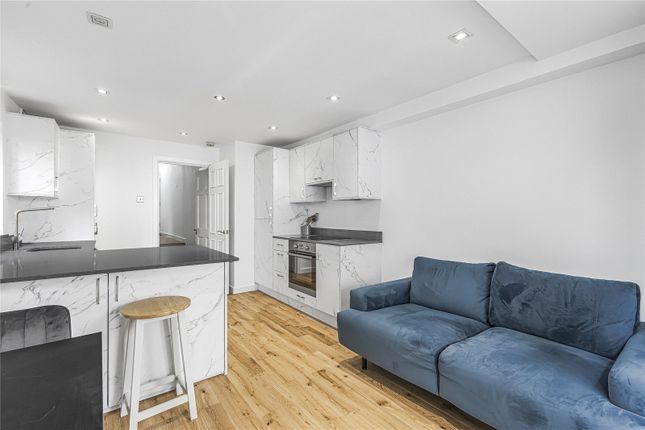 Furness Road, London, SW6 2 bed flat for sale