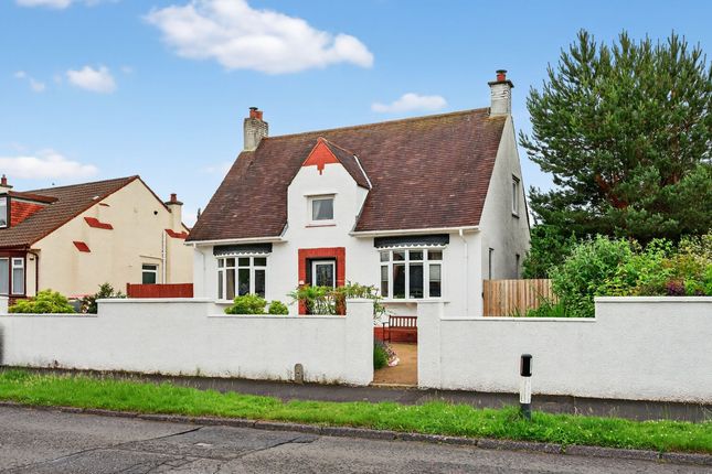 11 Wellpark Avenue, Kilmarnock, KA3 7DH 3 bed detached villa for sale