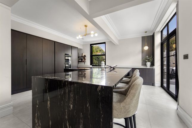 5 bed semi-detached house