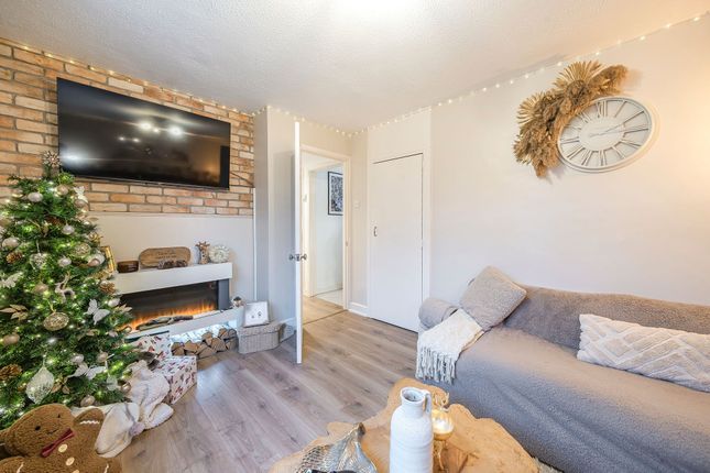 Headley Drive, Epsom KT18 1 bed flat for sale