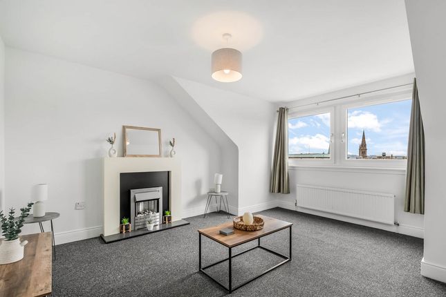 4 bedroom flat for sale