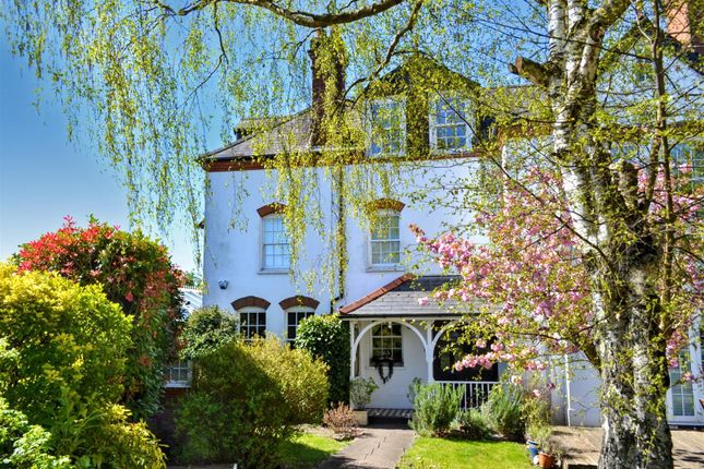 Pudding Lane, Chigwell 4 bed end of terrace house for sale