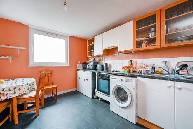 Green Dragon Lane, Brentford, TW8 2 bed flat for sale