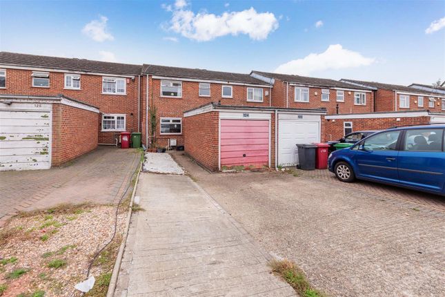 Weekes Drive, Cippenham 3 bed terraced house for sale