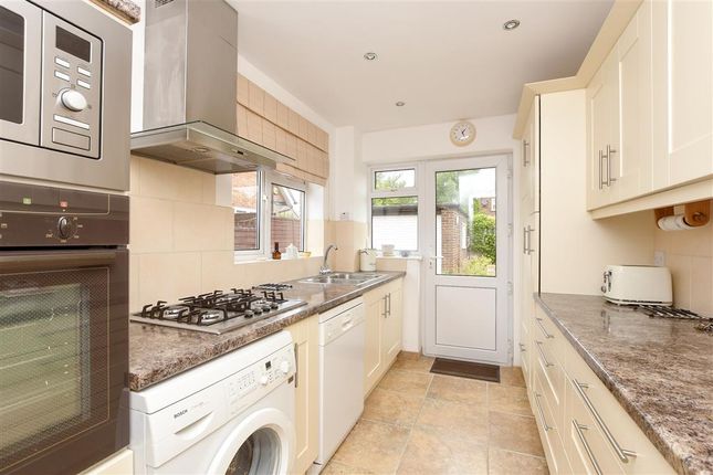 Palmer Close, Horley, Surrey 3 bed semi