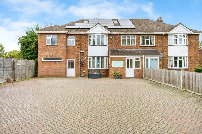 9 bedroom semi-detached house for sale