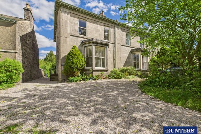 Thorny Hills, Kendal 4 bed end of terrace house for sale
