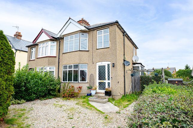 Daws Heath Road, Rayleigh, SS6 3 bed semi