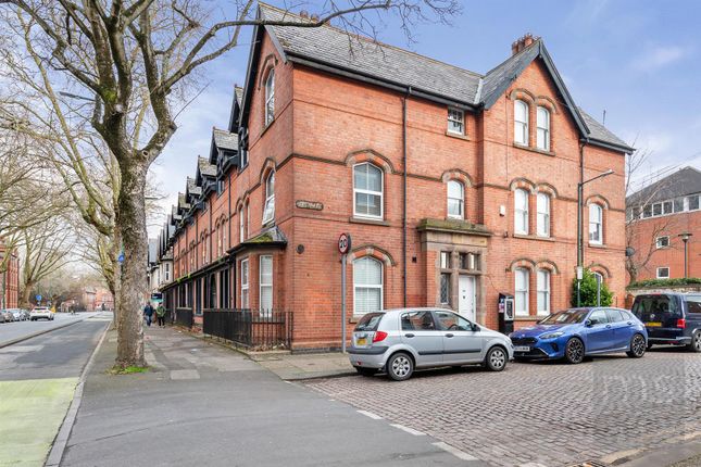 Castle Boulevard, Nottingham NG7 7 bed semi