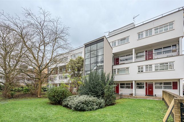 3 bed flat