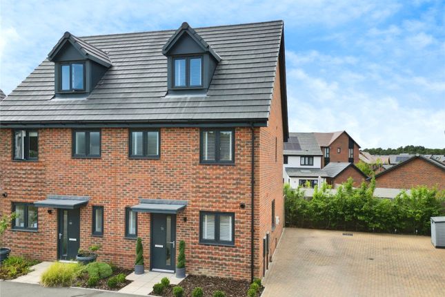 Goodwood Crescent, Berkshire RG45 3 bed semi