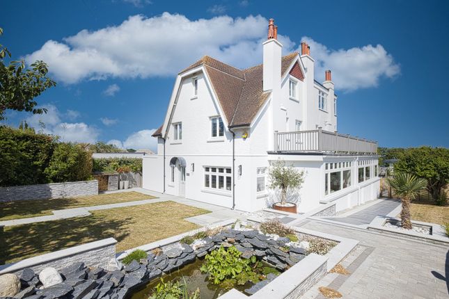 North Foreland Road, Broadstairs, CT10 5 bed detached house for sale