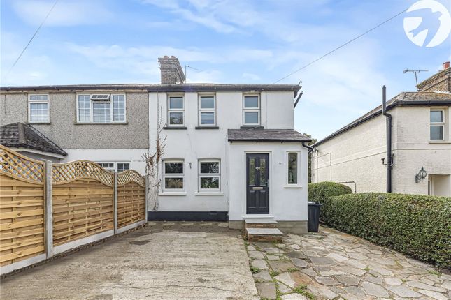 School Lane, Horton Kirby, Dartford... 3 bed semi