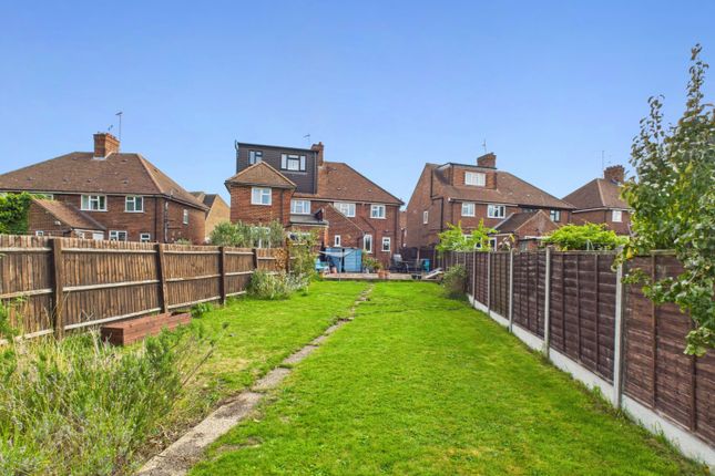 Doggett Street, Leighton Buzzard, LU7 2 bed semi