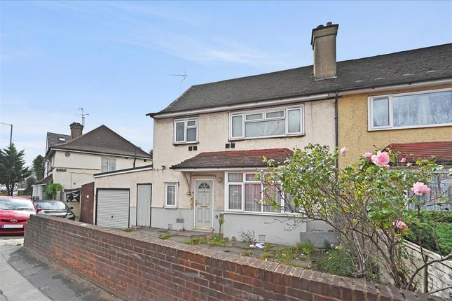 North Circular Road, London, NW10 3 bed house for sale