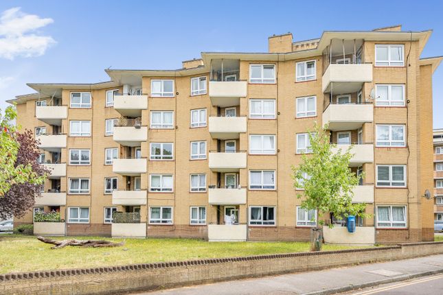 Abinger Grove, London 2 bed apartment for sale