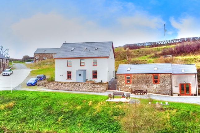 Carmarthen SA32 7 bed detached house for sale