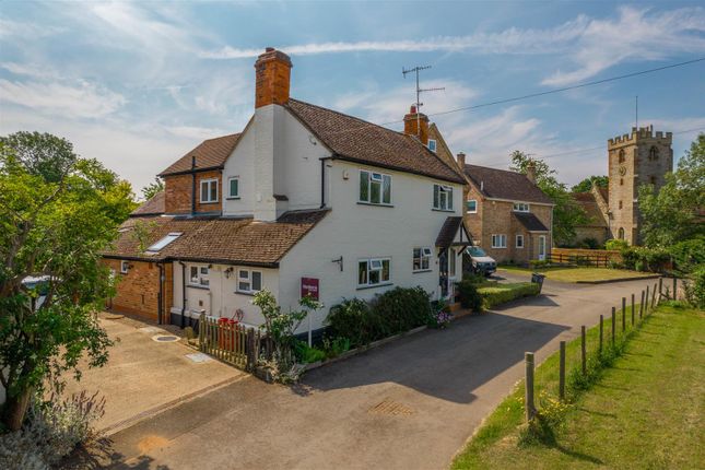 SEVERN STOKE, NR WORCESTER 4 bed detached house for sale