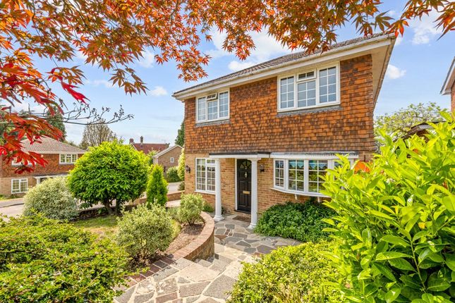Knightwood Close, Reigate, Surrey, RH2 4 bed detached house for sale