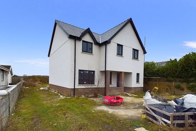 Felindre, Llangadog, Carmarthenshire 4 bed detached house for sale
