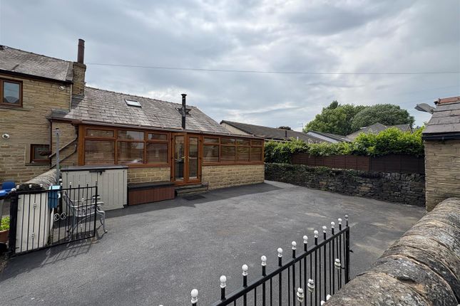 Low Newall Field, Bradford 3 bed terraced bungalow for sale