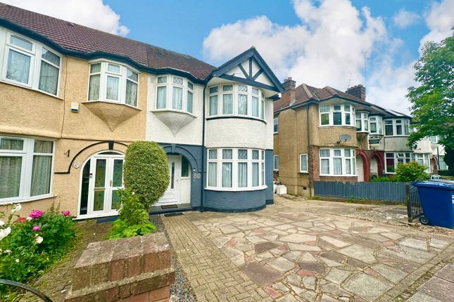 3 bed end terrace house