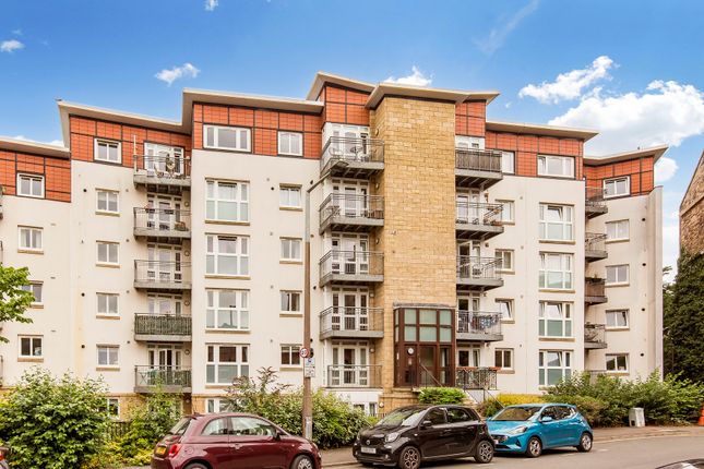 Brunswick Road, Leith, Edinburgh, EH7 2 bed flat for sale
