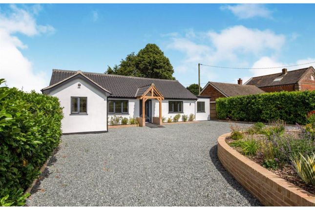 4 bedroom detached bungalow for sale