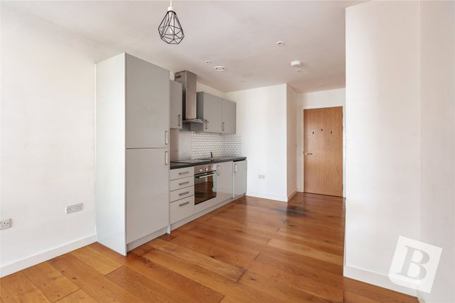 Victoria Road, Romford, RM1 1 bed apartment for sale