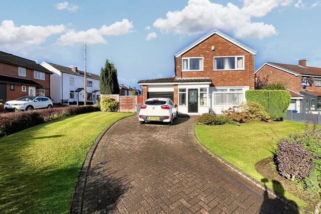 Felton Close, Bury, BL9 3 bed detached house for sale