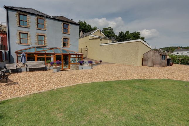 Whitecroft, Lydney, Gloucestershire.... 4 bed semi