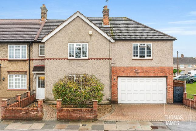 Carpenter Gardens, London, N21 4 bed end of terrace house for sale