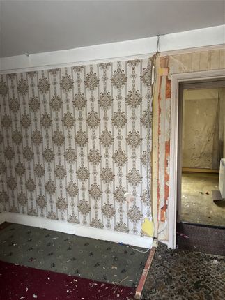 2 bed terraced house