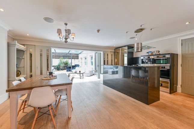 Wellington Road, St John's Wood... 3 bed flat for sale