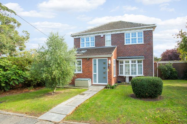 Regency Close, Whitstable, Kent, CT5 4 bed detached house for sale