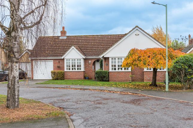 26 Sweet Briar Close, Leavenheath 3 bed detached bungalow for sale