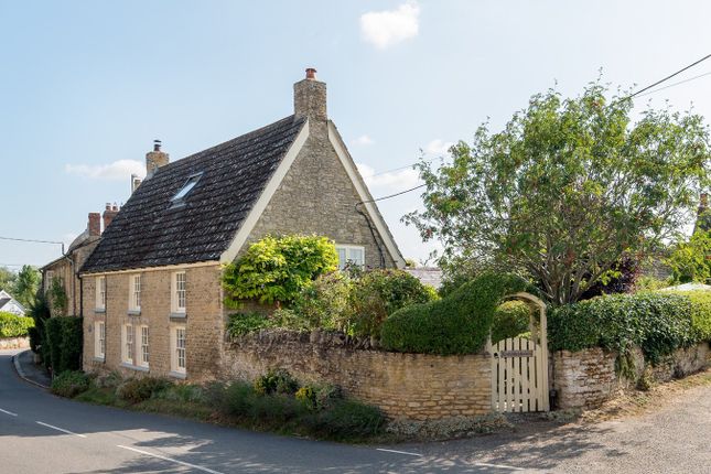 Newton Road, Newton Blossomville... 3 bed cottage for sale