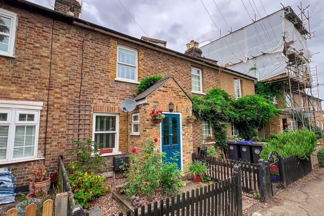 2 bedroom cottage for sale