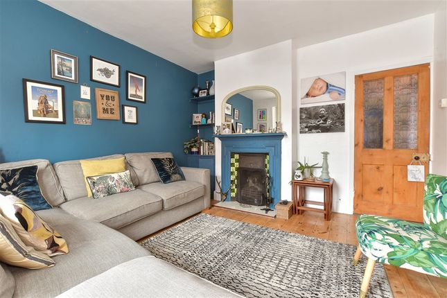2 bed end terrace house
