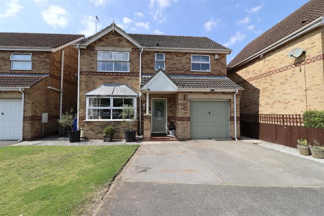 4 bed detached house